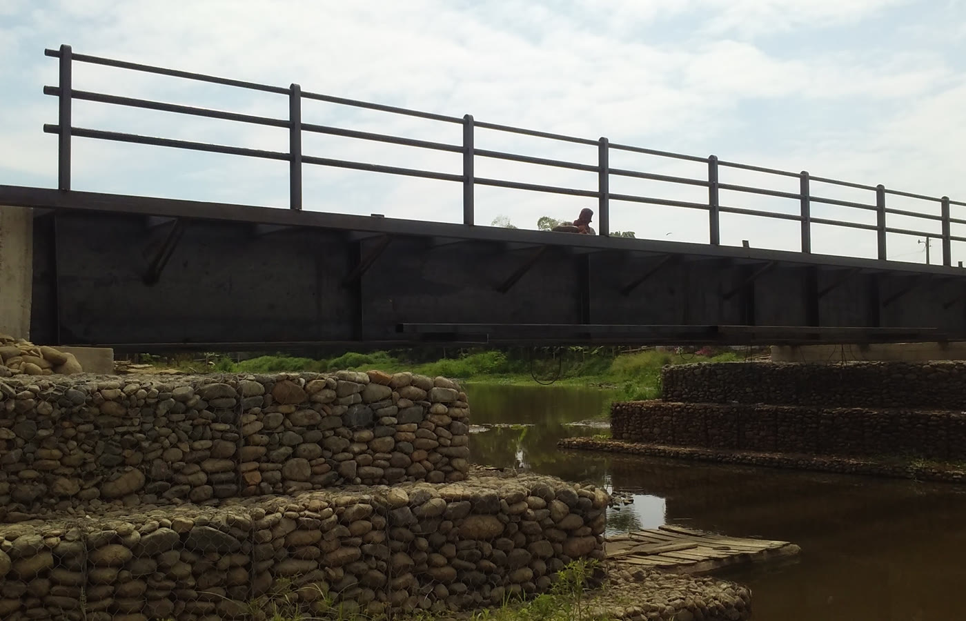 Puente vehicular de Los Mangos en Baba, construido por DCA